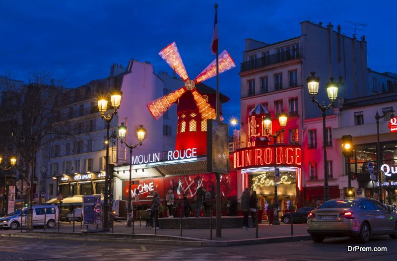 Visit these places and have an enjoyable night in Paris